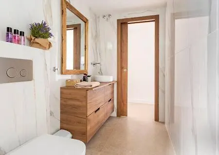 Villa Hermosa En Sentiu Gava