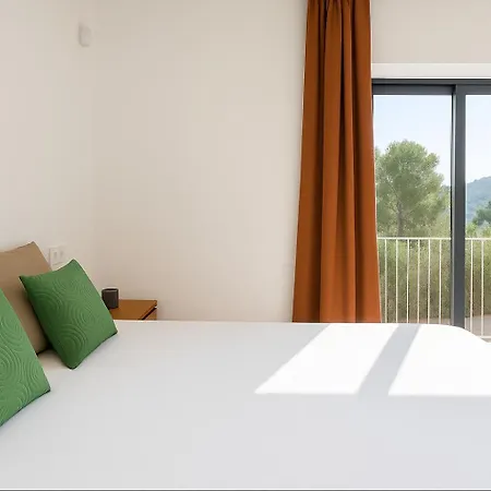 Hermosa En Sentiu Villa *